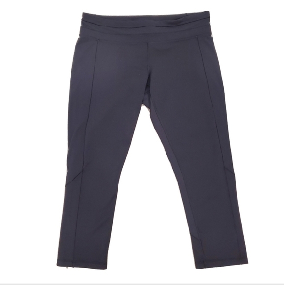 lululemon athletica Pants - Lululemon Capri Black Leggings